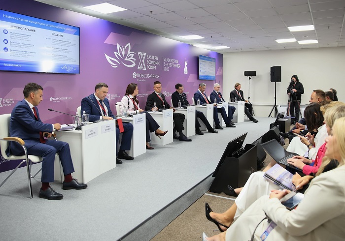 Возможности практического применения ЭКГ-рейтинга обсудили на ВЭФ-2025