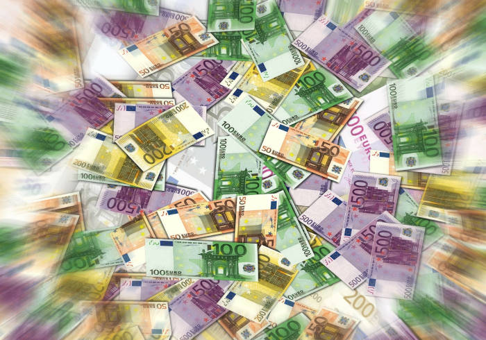 Об отчётах по движению средств по зарубежным счетам и вкладам