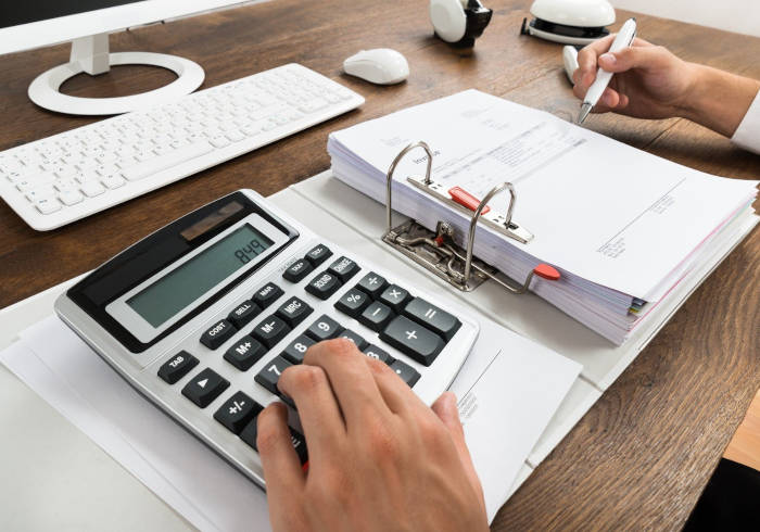 Об уплате авансовых платежей по налогу на прибыль