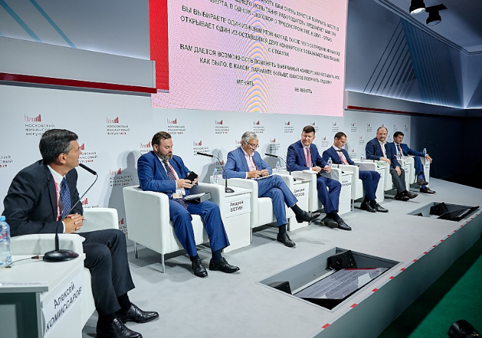 Работа в Минфине – достойная строчка в резюме