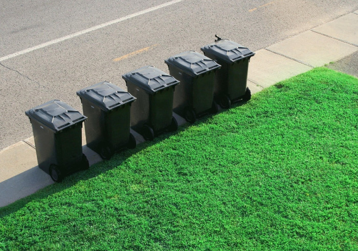 Разработан законопроект, сокращающий для населения тариф на вывоз мусора