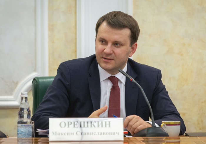 Максим Орешкин: Отмена НДФЛ для малоимущих семей позитивна для экономики