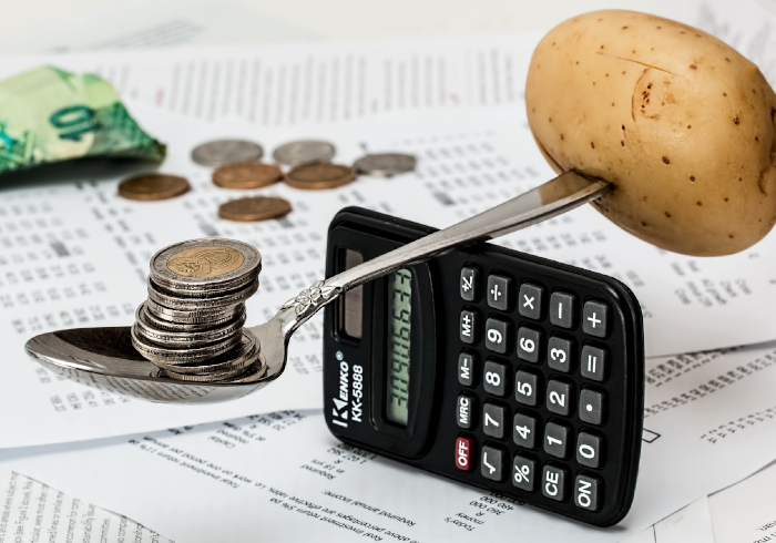 «РГ»: Тарифы и налоги разогнали цены