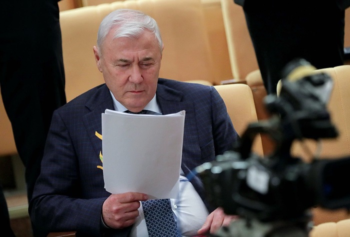 2025_03-03_03-09_ПГ_Россиянам_хотят_разрешить_раз_в_пять_лет_02.jpg