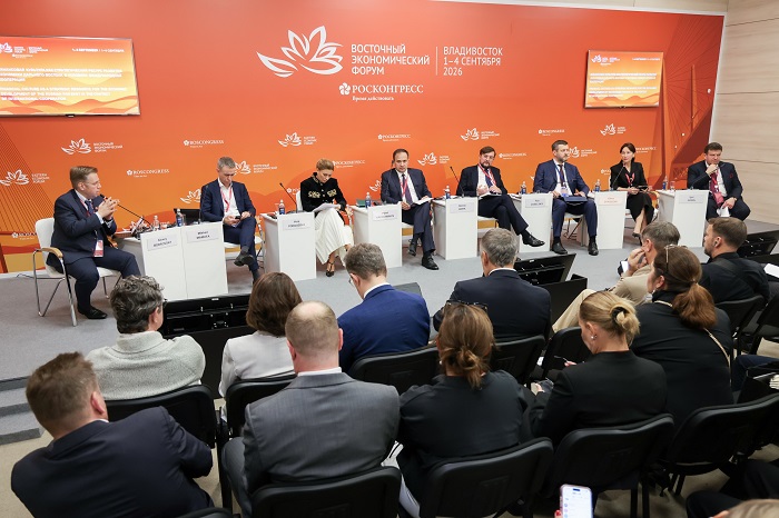 2026-09-04_Кадочников_дальневост_рег_показ_выс_рез-ты_по_напр_фин_просвещения_03.jpg