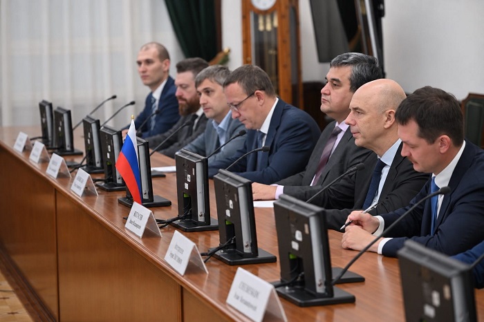 2026-09-25_Флагманские_решения_ФНС_представили_делегации_Республ_Барбадос_02.jpg